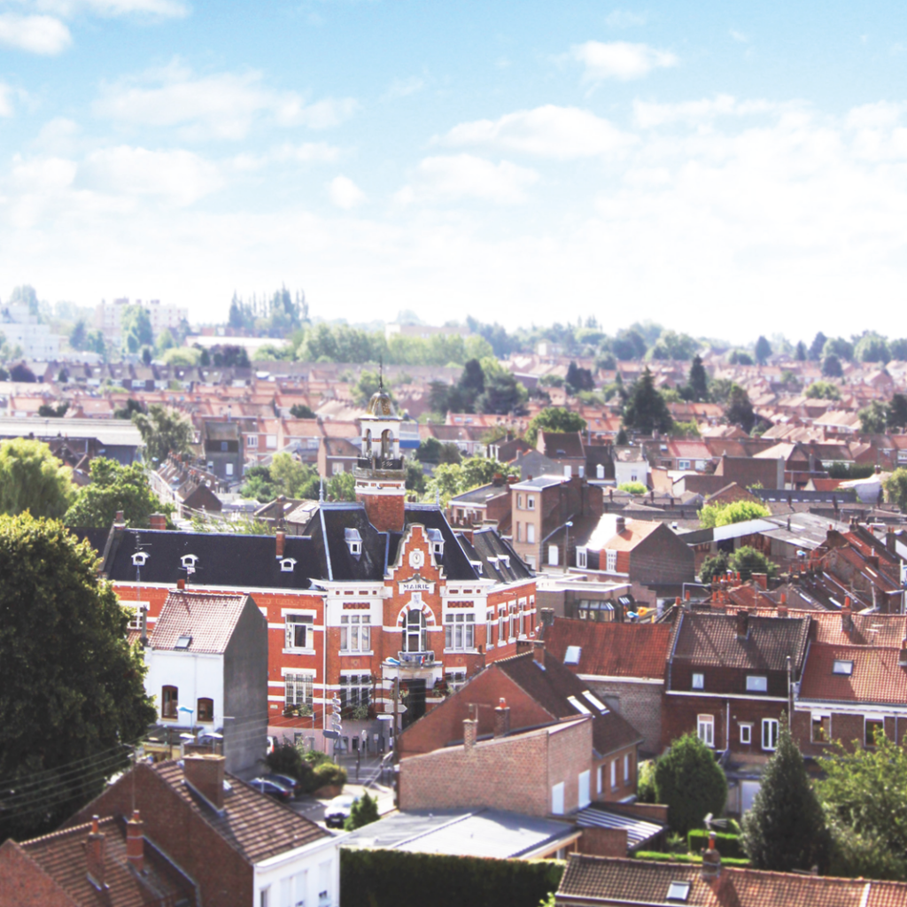 Vue aérienne de l'hôtel de ville de Faches-Thumesnil - Agrandir l'image, fenêtre modale