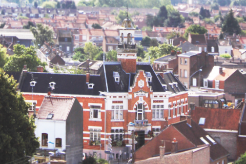 Vue aérienne de l'hôtel de ville de Faches-Thumesnil