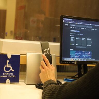 Image de l'accueil de l'hôtel de ville