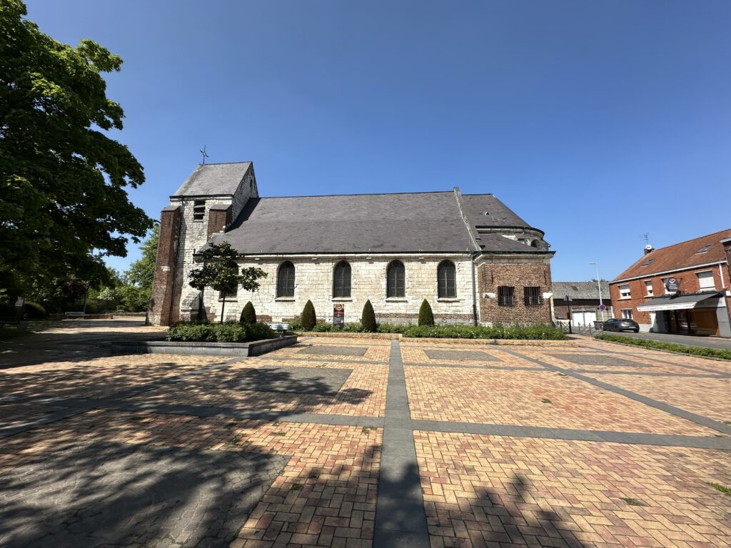 Église Sainte-Marguerite de Faches-Thumesnil - Agrandir l'image, fenêtre modale