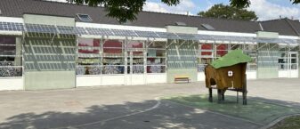 Vue de la cour de l'école Florian