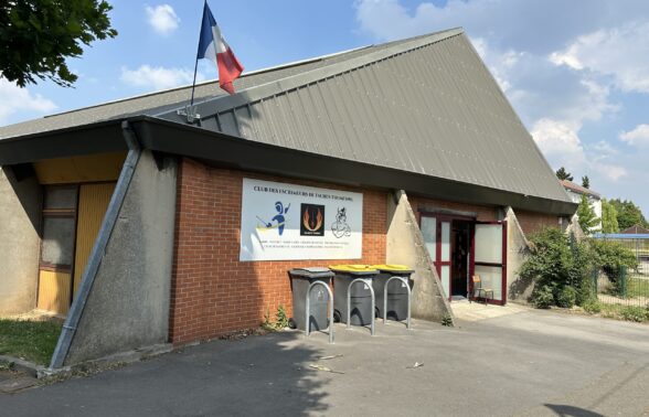 Façade de la salle de sport Alexandre Dumas