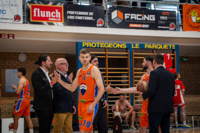 Agrandir l'image 1 sur 16, fenêtre modale