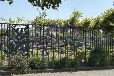 cimetière grille
