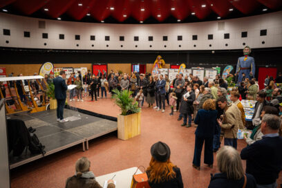 Image représentant monsieur le Maire prononçant un discours lors de l'accueil des nouveaux habitants - Agrandir l'image, fenêtre modale