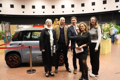 Agrandir l'image 2 sur 29, fenêtre modale