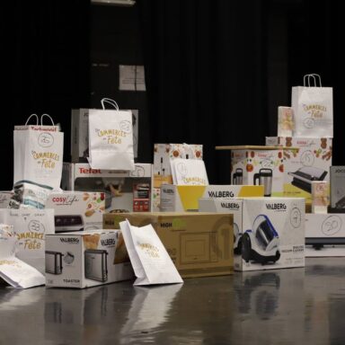 Image représentant les lots distribués lors de la seconde édition des commerces en fête