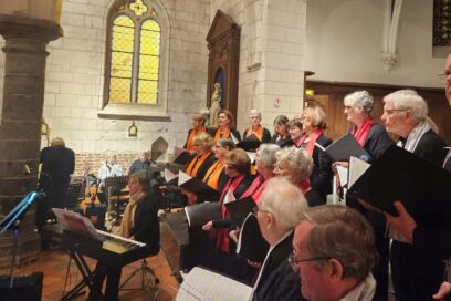 Image issue d'un concert de chorales au sein de l'église Sainte Marguerite en faveur du téléthon - Agrandir l'image, fenêtre modale