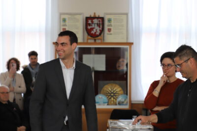 Agrandir l'image 4 sur 23, fenêtre modale