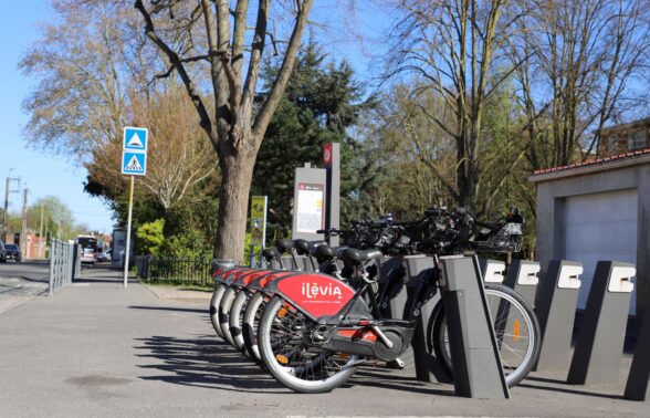 Photo de la station V'lib de la mairie de Faches-Thumesnil