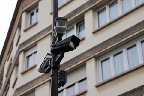 Image du caméra de vidéoprotection installée en ville